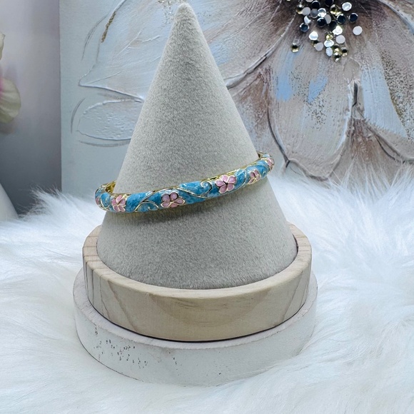 Cotton Candy Blue & Pink Flower Enamel Cloisonne Bracelet Bangle - Picture 2 of 7